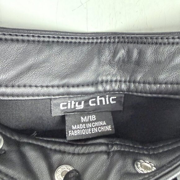 NWT City Chic Faux Leather Weekender Pant Ankle Black Plus Size 18 NEW - Picture 6 of 11
